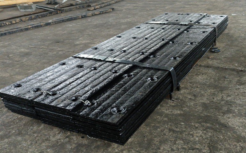 multiple layers of chromium carbide overlay plates