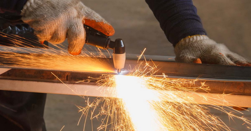 plasma cutting